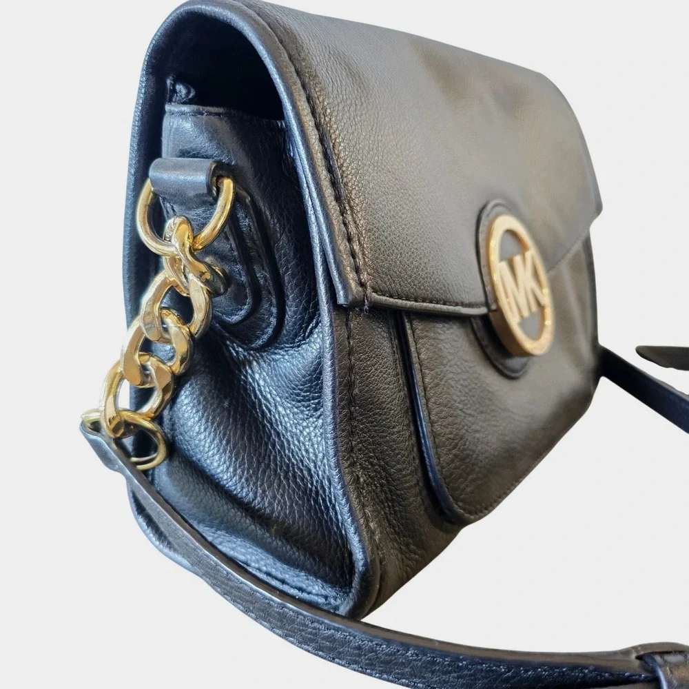 Michael Kors Fulton Black Pebbled Leather Crossbody Bag Gold‎ Logo Purse